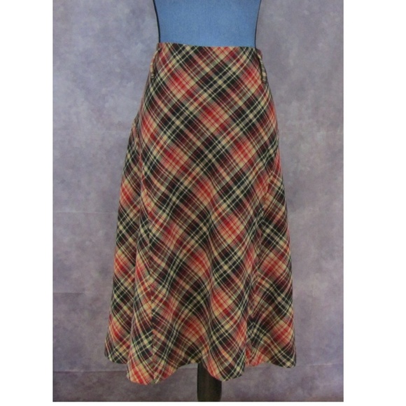Jones Wear Dresses & Skirts - NEW Jones Wear Red Tan Black Plaid Skirt Size 14